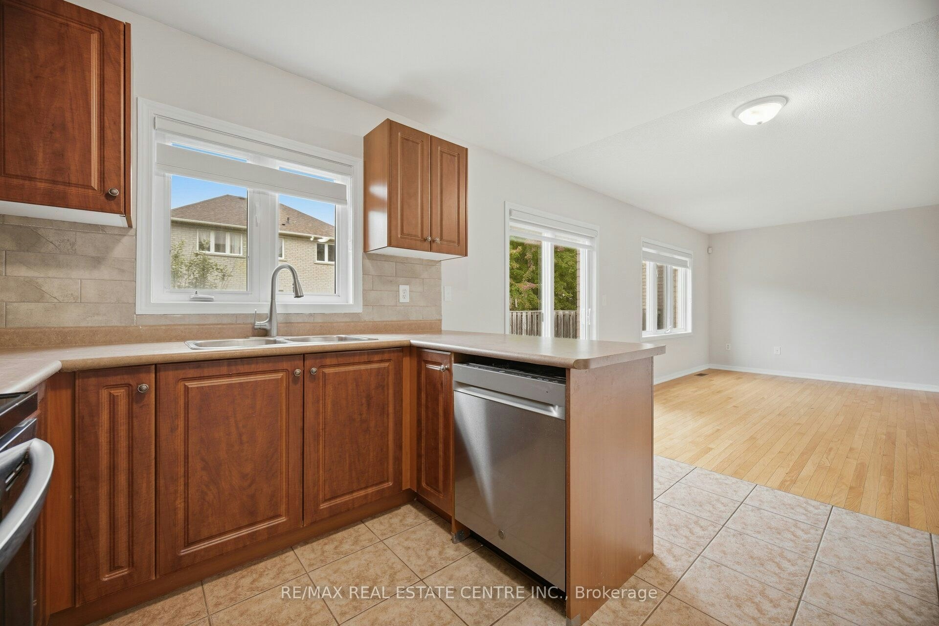 668 Caldwell Crescent, Milton, ON, L9T 0H6 - 12