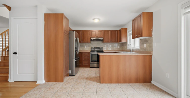 668 Caldwell Crescent, Milton, ON, L9T 0H6 - 9