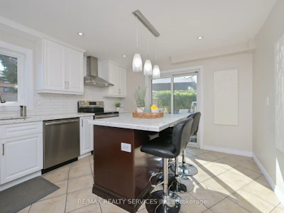 10 Danesbury Crescent - 5