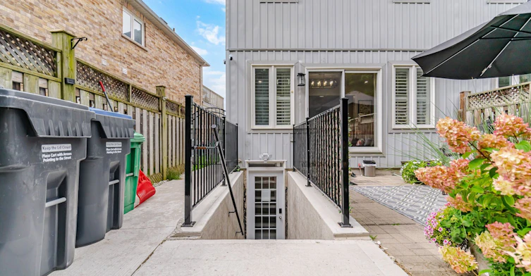 6623 Blackheath Lower Ridge, Mississauga, ON, L5W 1Z7 - 3