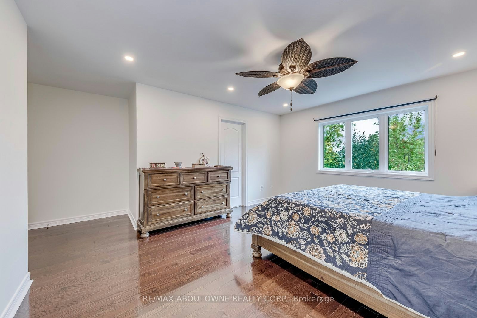 3234 Sharp Road, Burlington, ON, L7M 0H5 - 15