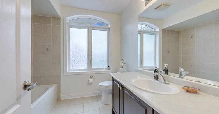 3234 Sharp Road, Burlington, ON, L7M 0H5 - 23