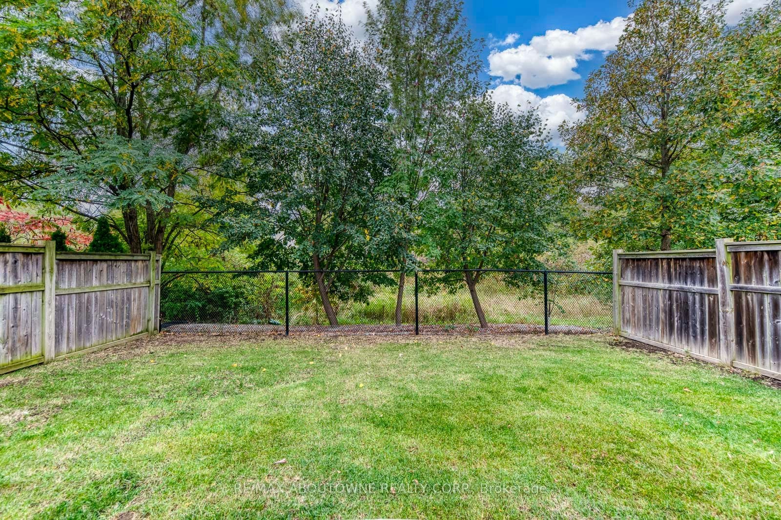 3234 Sharp Road, Burlington, ON, L7M 0H5 - 31