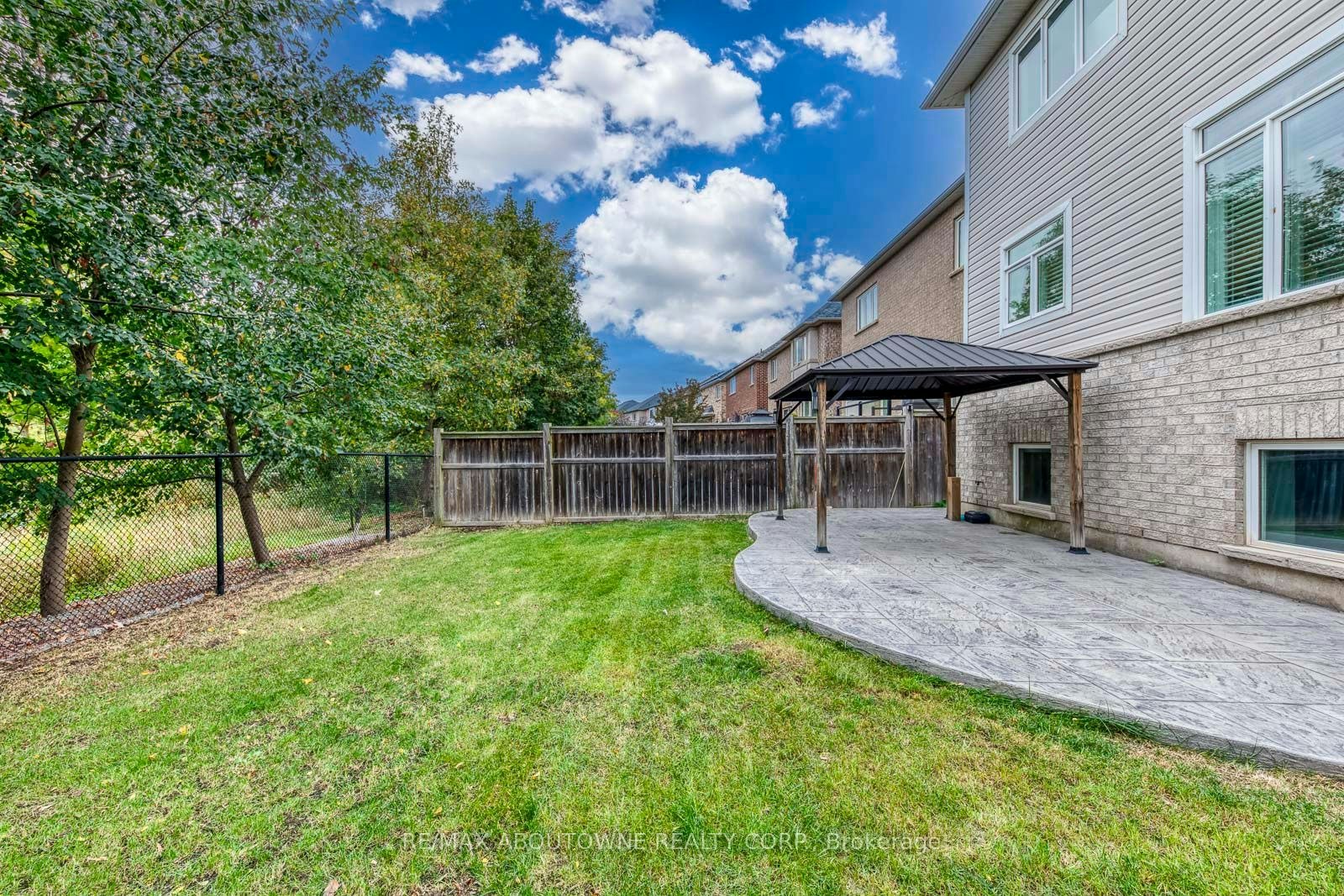 3234 Sharp Road, Burlington, ON, L7M 0H5 - 32