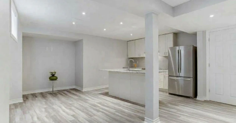 36 Caliper Road, Brampton, ON, L6P 3R2 - 3