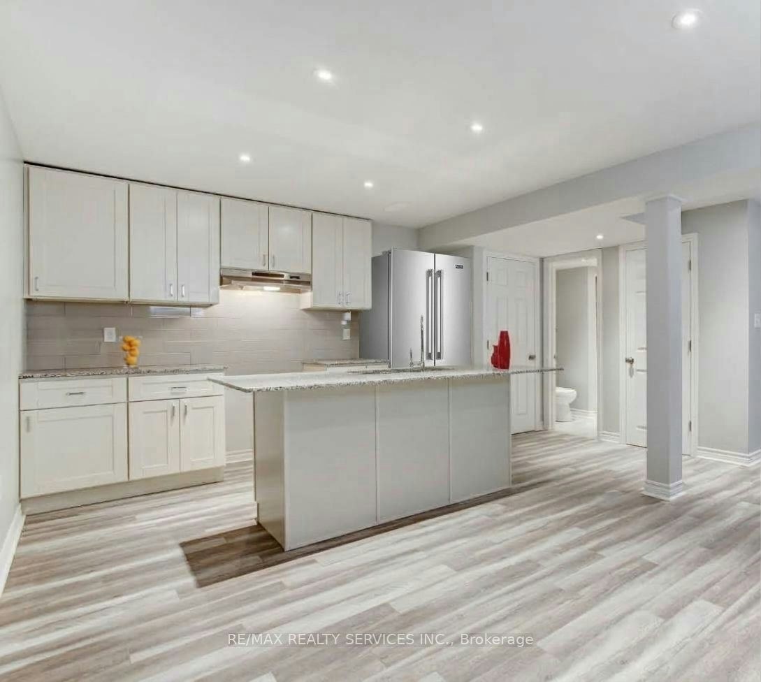 36 Caliper Road, Brampton, ON, L6P 3R2 - 4