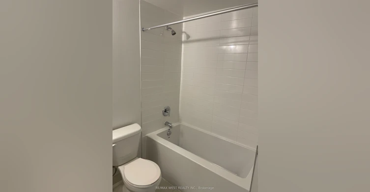 405-160 Canon Jackson Drive, Toronto, ON, M6M 0B6 - 16