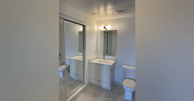 405-160 Canon Jackson Drive, Toronto, ON, M6M 0B6 - 17