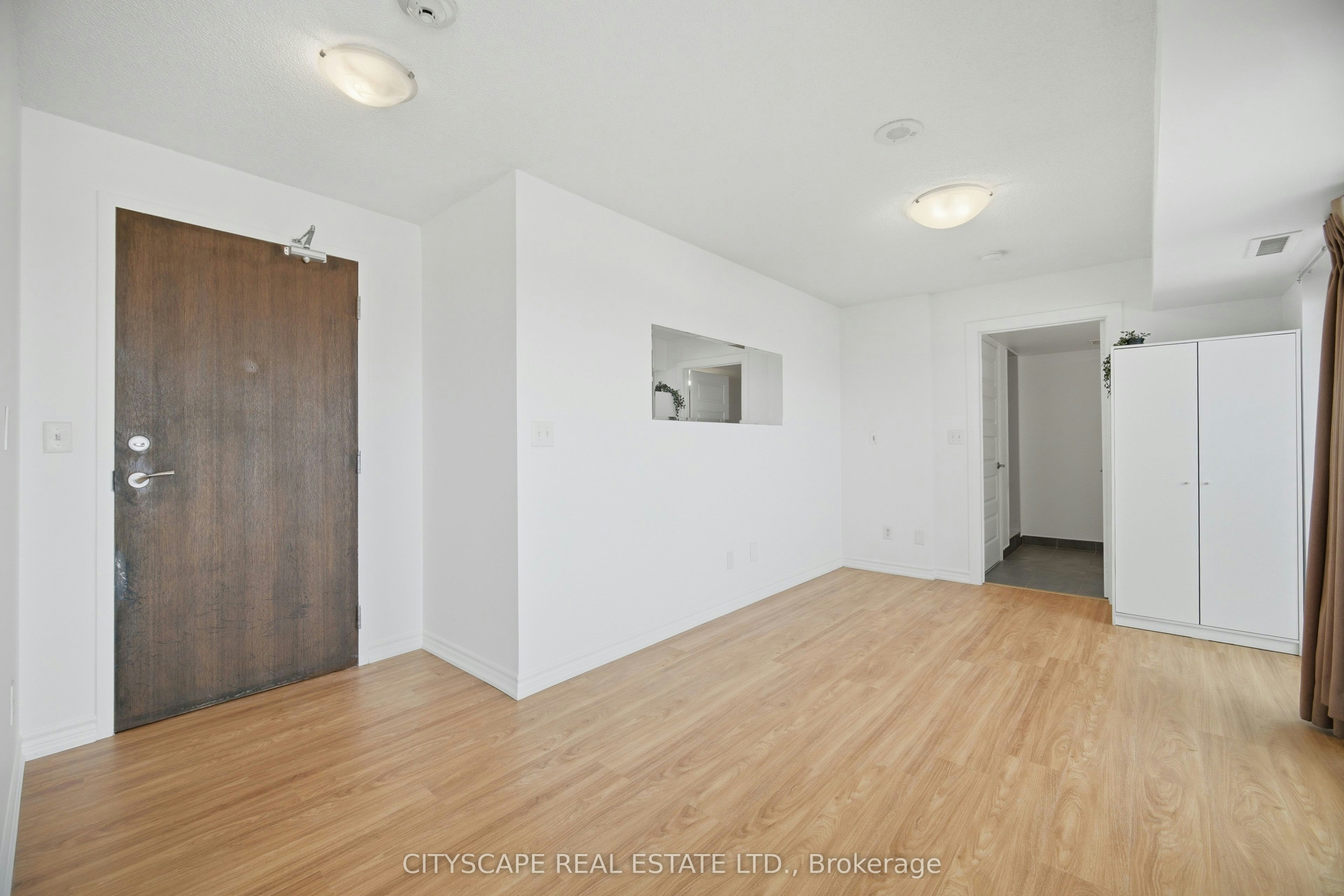 1601-215 Queen Street W, Brampton, ON, L6W 0A9 - 15