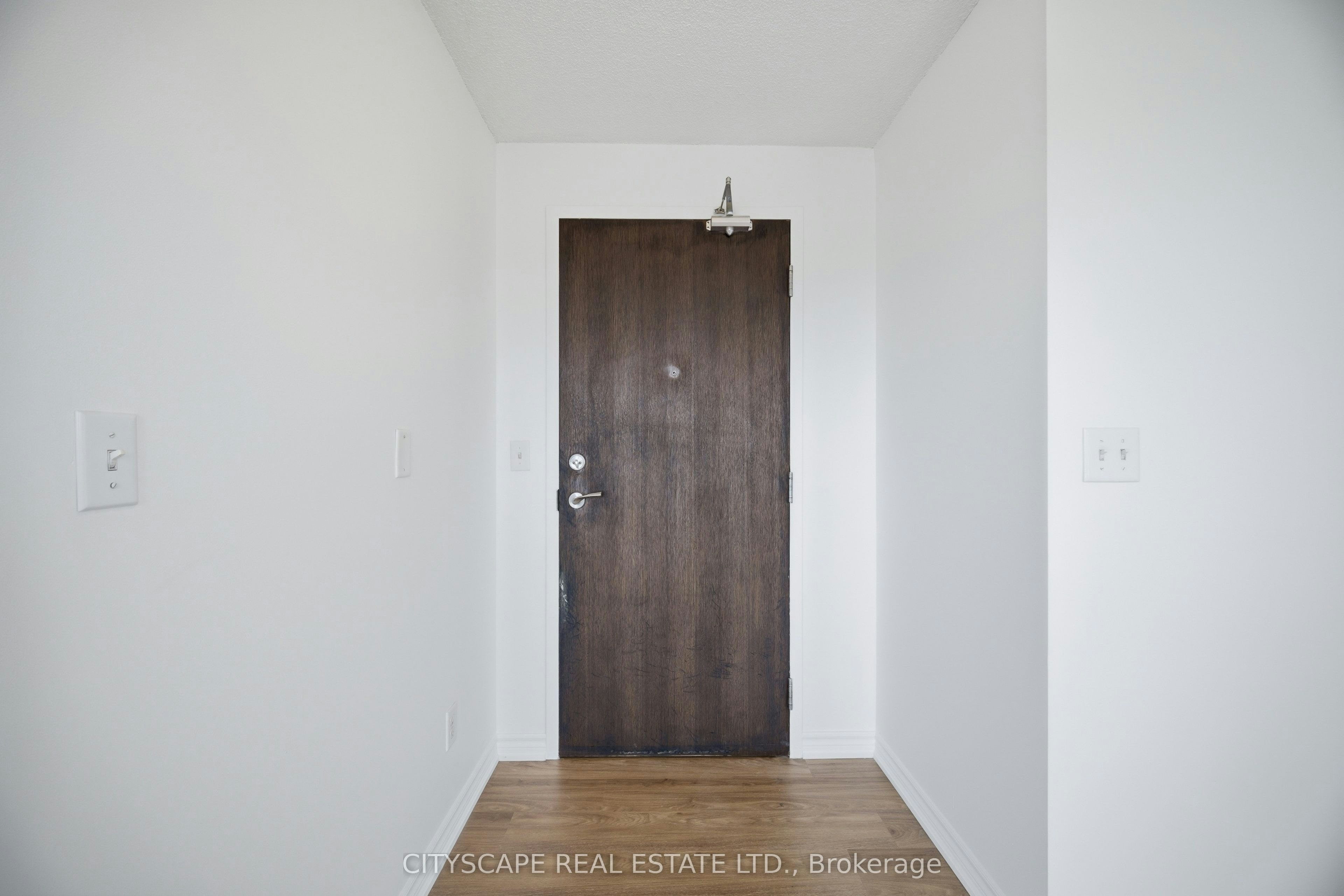 1601-215 Queen Street W, Brampton, ON, L6W 0A9 - 5