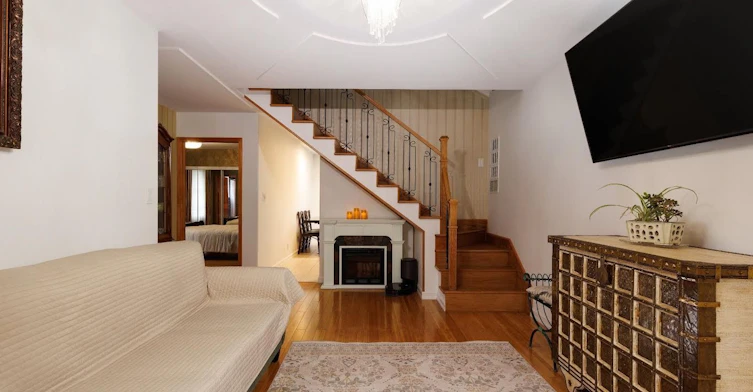 Room #1-6 Elmhurst Drive, Toronto, ON, M9W 2J3 - 6
