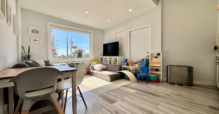Main-62 Springhurst Avenue, Toronto, ON, M6K 1B6 - 3