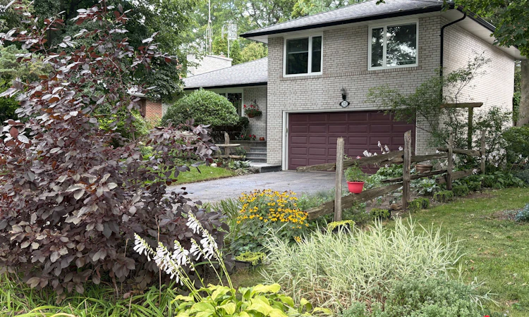 3325 Enniskillen Circle