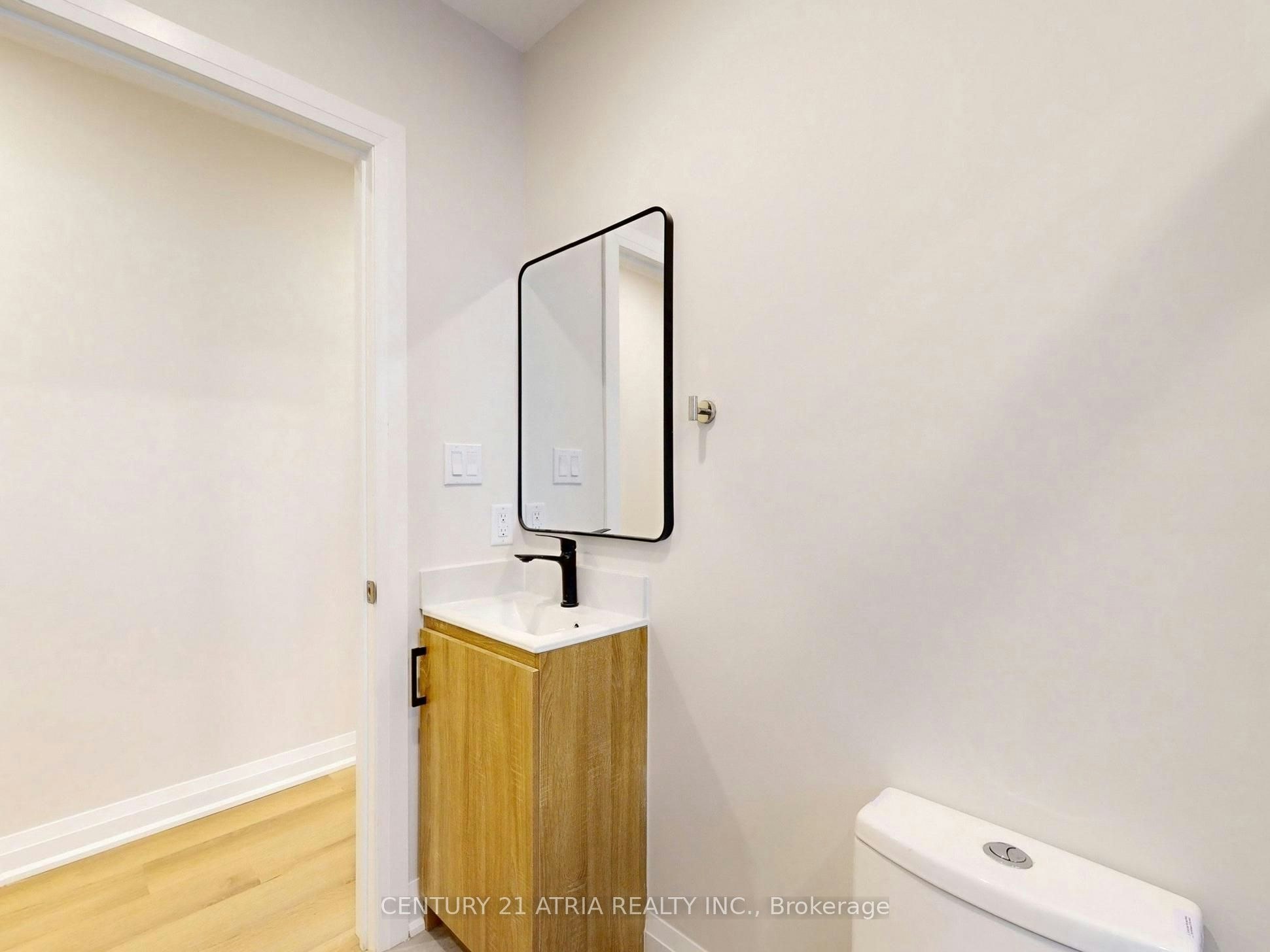 Upper-92 Lappin Avenue, Toronto, ON, M6H 1Y4 - 30