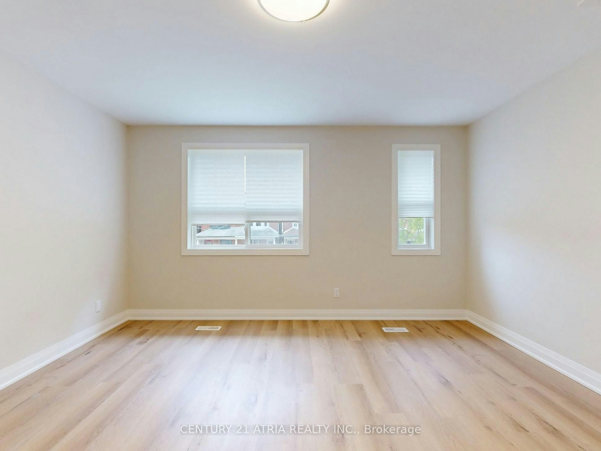Upper-92 Lappin Avenue, Toronto, ON, M6H 1Y4 - 7
