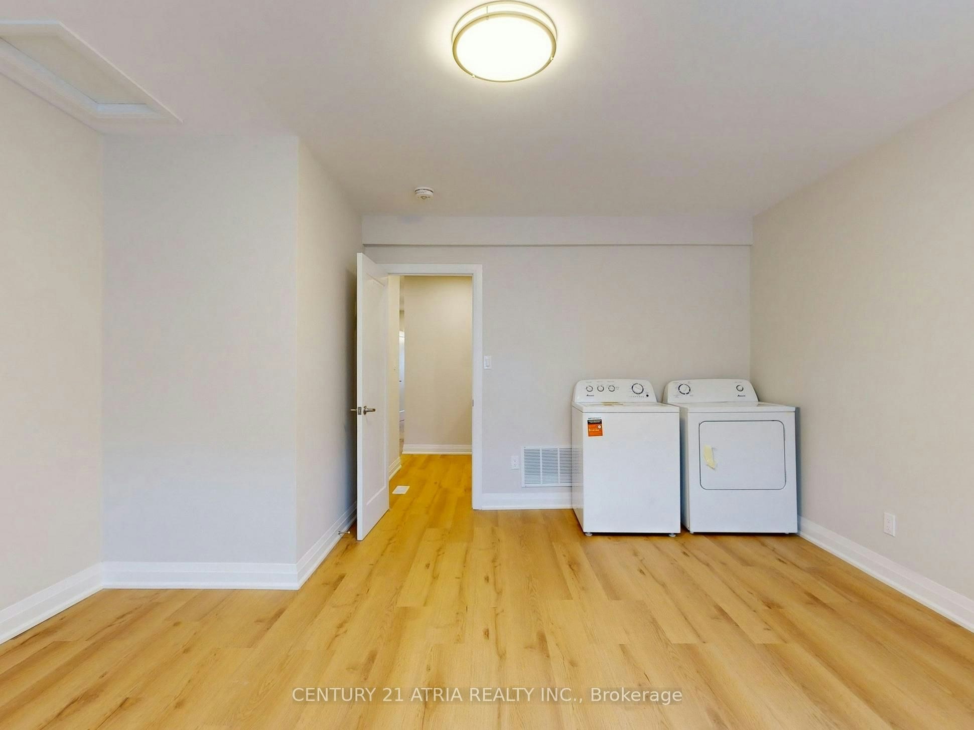 Upper-92 Lappin Avenue, Toronto, ON, M6H 1Y4 - 11