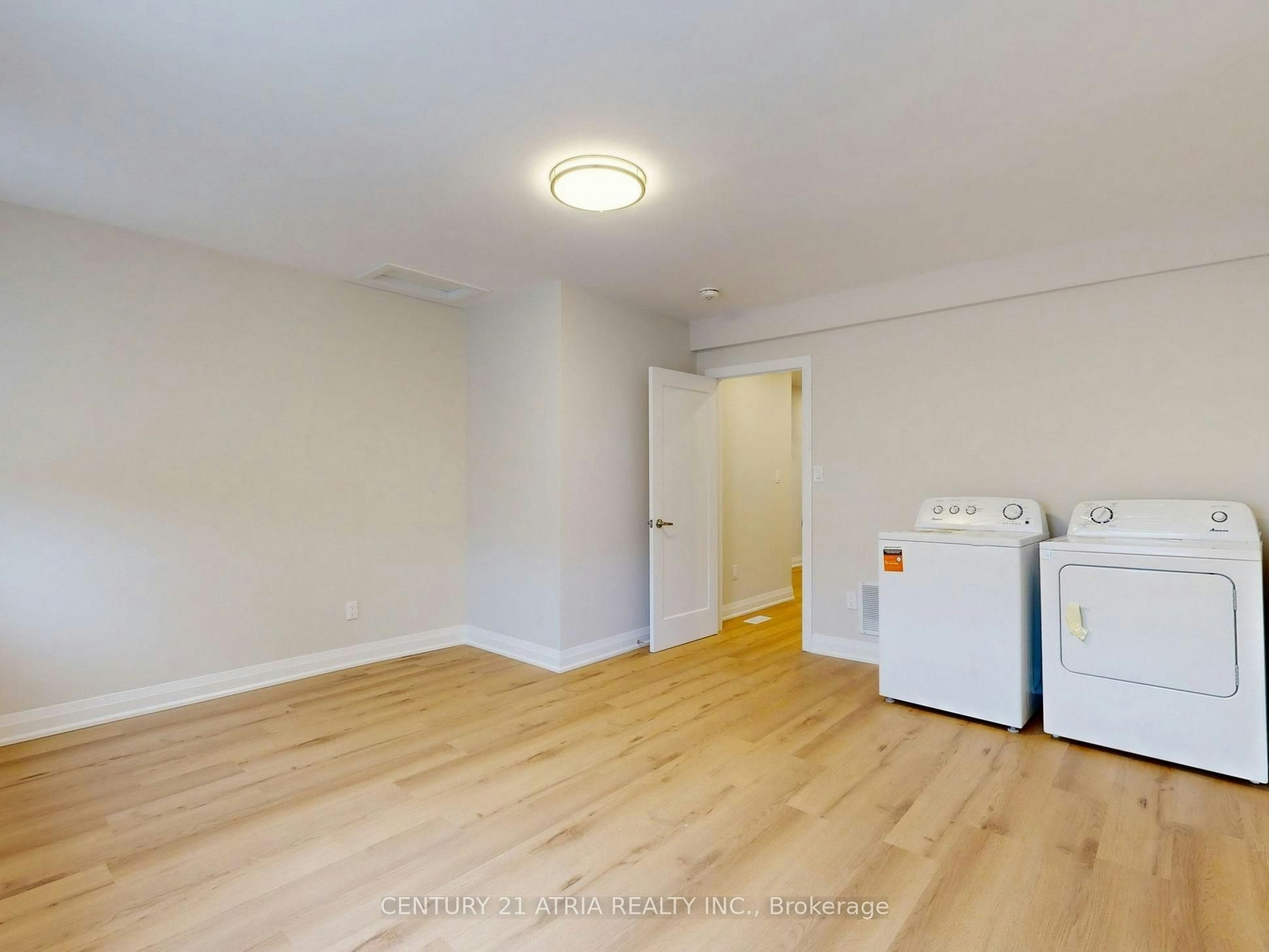 Upper-92 Lappin Avenue, Toronto, ON, M6H 1Y4 - 10