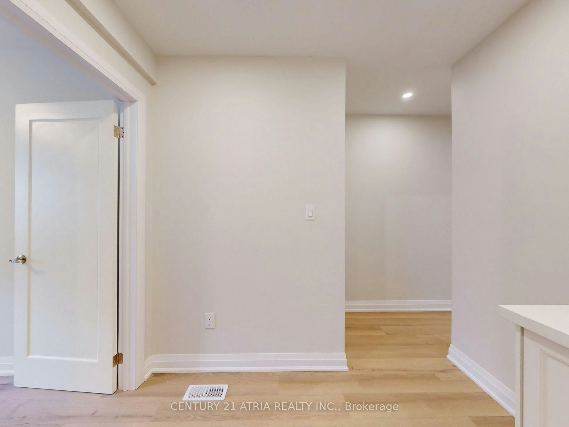 Upper-92 Lappin Avenue, Toronto, ON, M6H 1Y4 - 16