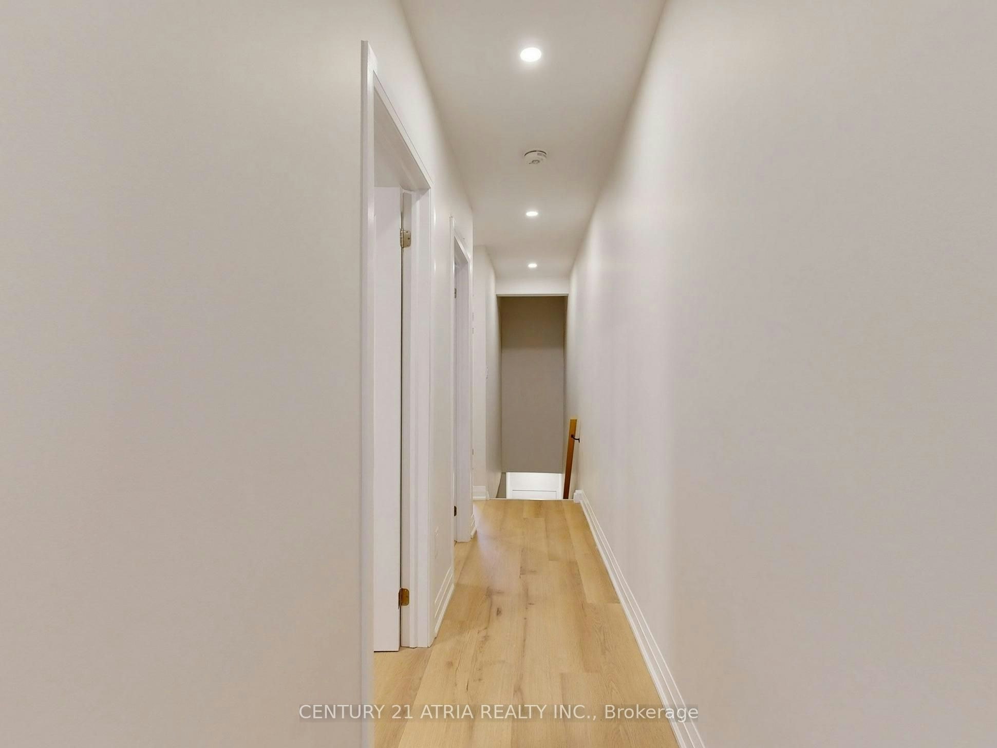Upper-92 Lappin Avenue, Toronto, ON, M6H 1Y4 - 6