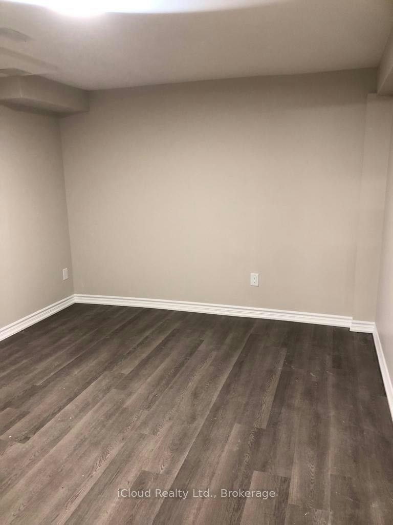 5473 Red Brush Drive, Mississauga, ON, L4Z 4A7 - 5