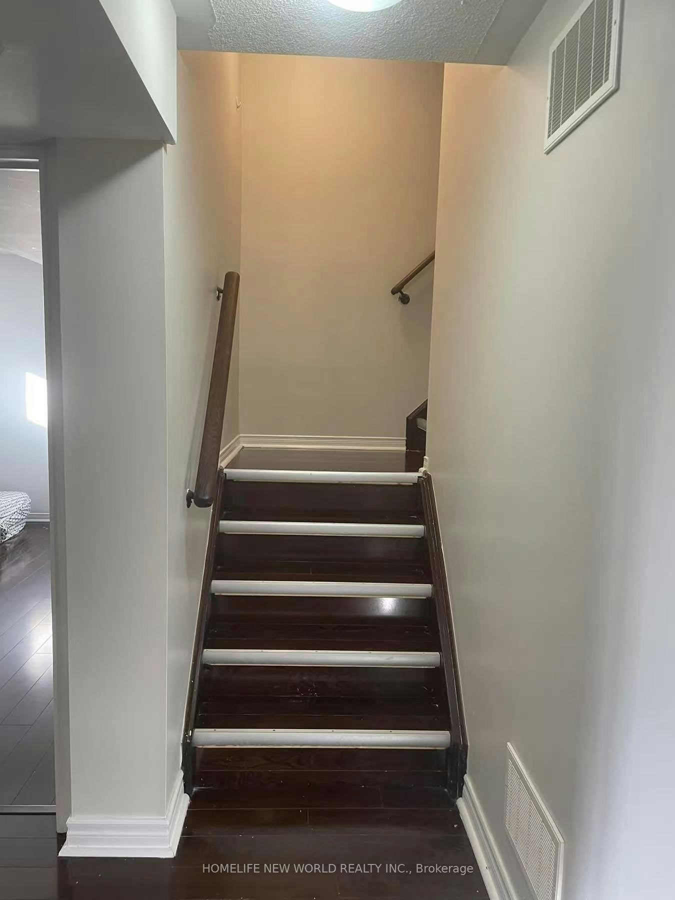 Basement-21 Locarno Street, Brampton, ON, L6R 3T8 - 9