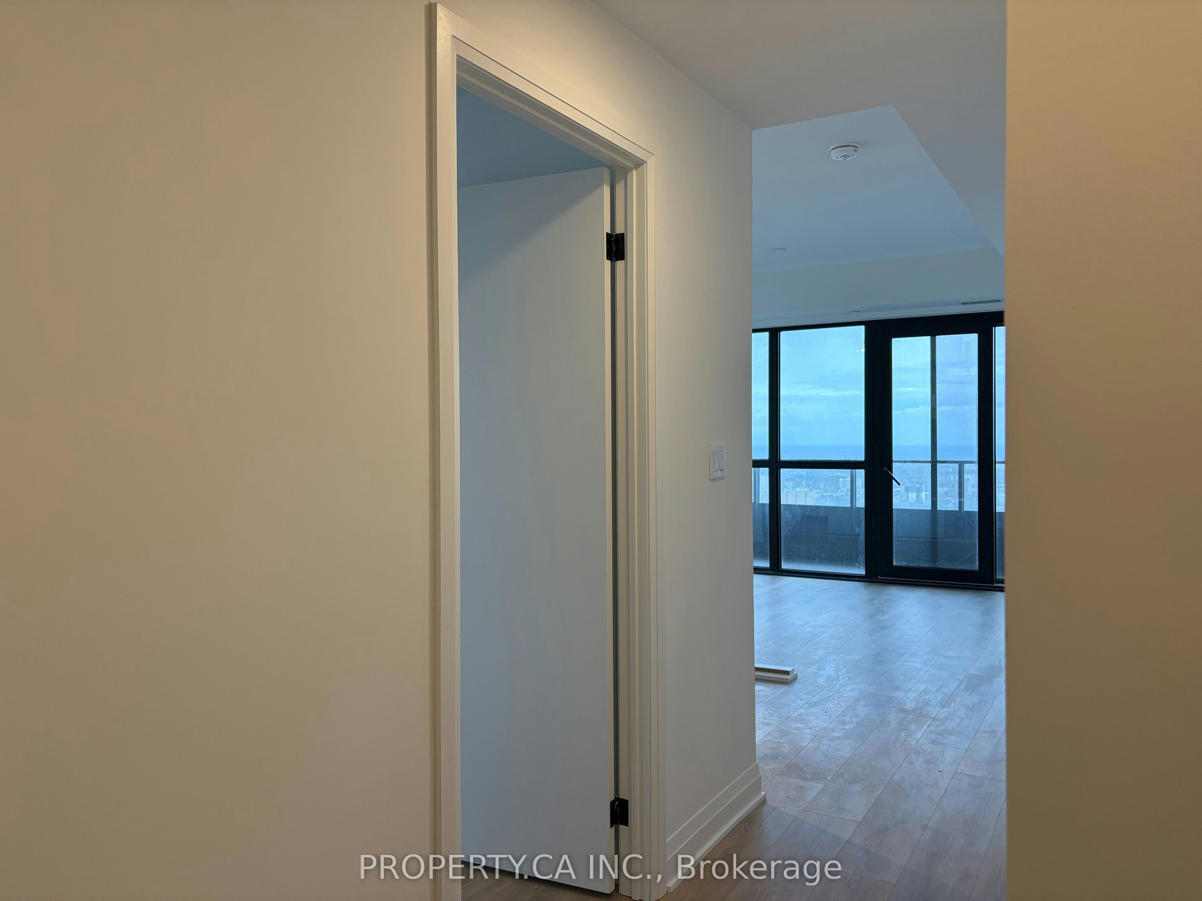 2802-4015 The Exchange Street, Mississauga, ON, L5B 0N9 - 4
