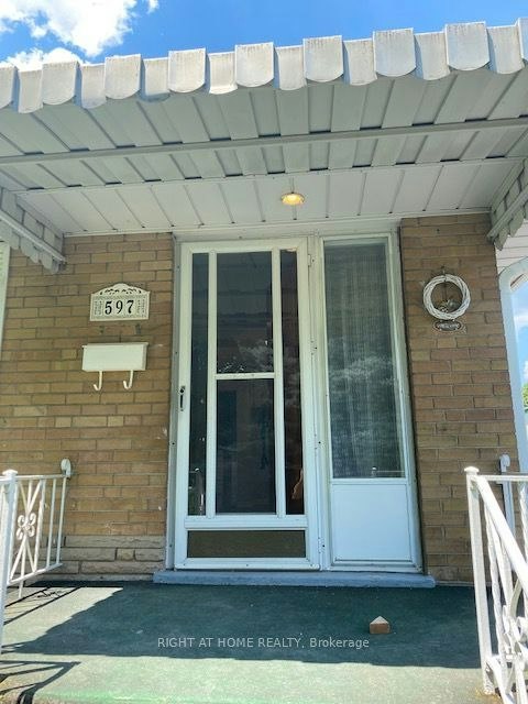 597 Parkside Drive, Oakville, ON, L6K 1P6 - 8