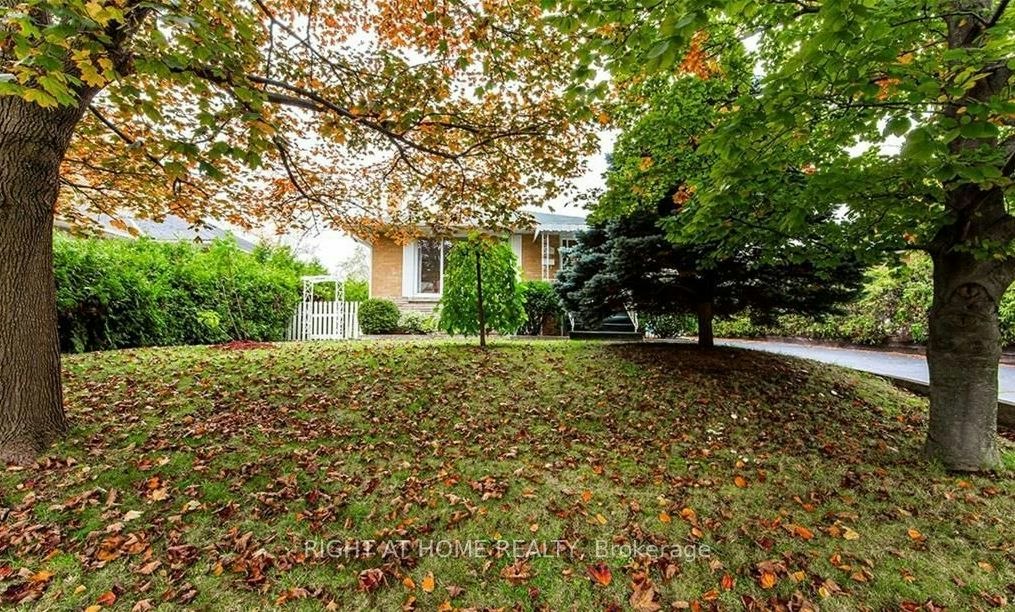 597 Parkside Drive, Oakville, ON, L6K 1P6 - 10