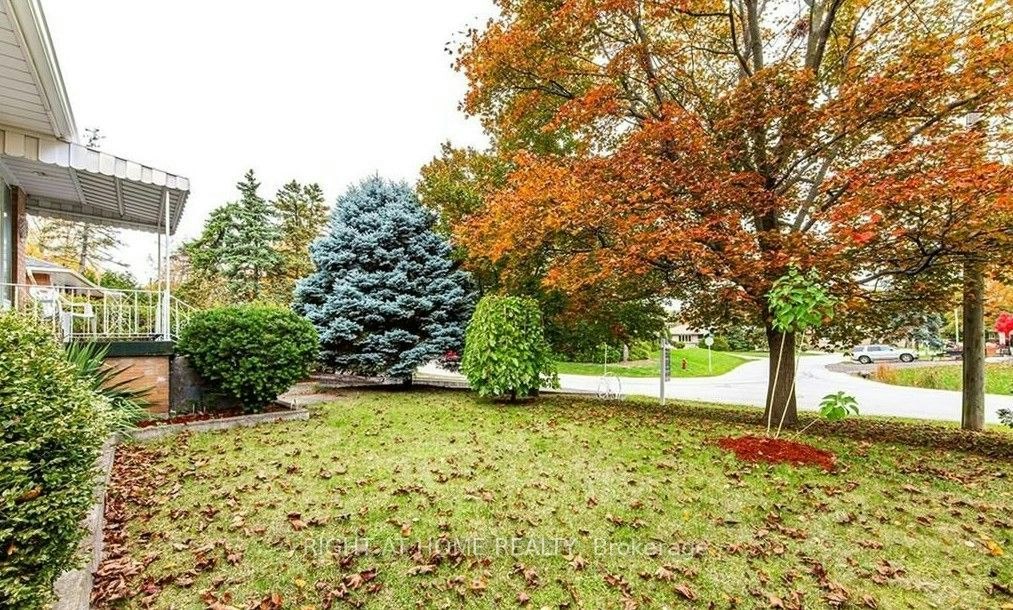 597 Parkside Drive, Oakville, ON, L6K 1P6 - 12