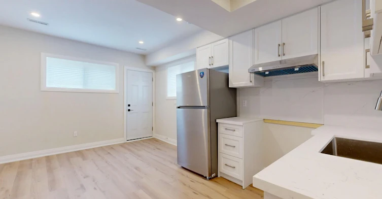 Lower-92 Lappin Avenue, Toronto, ON, M6H 1Y4 - 11