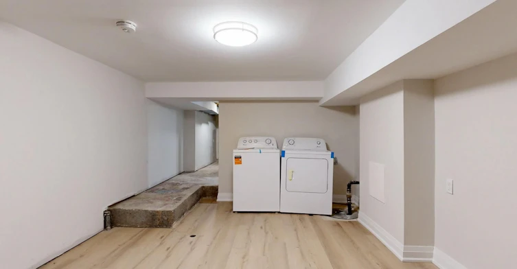 Lower-92 Lappin Avenue, Toronto, ON, M6H 1Y4 - 28