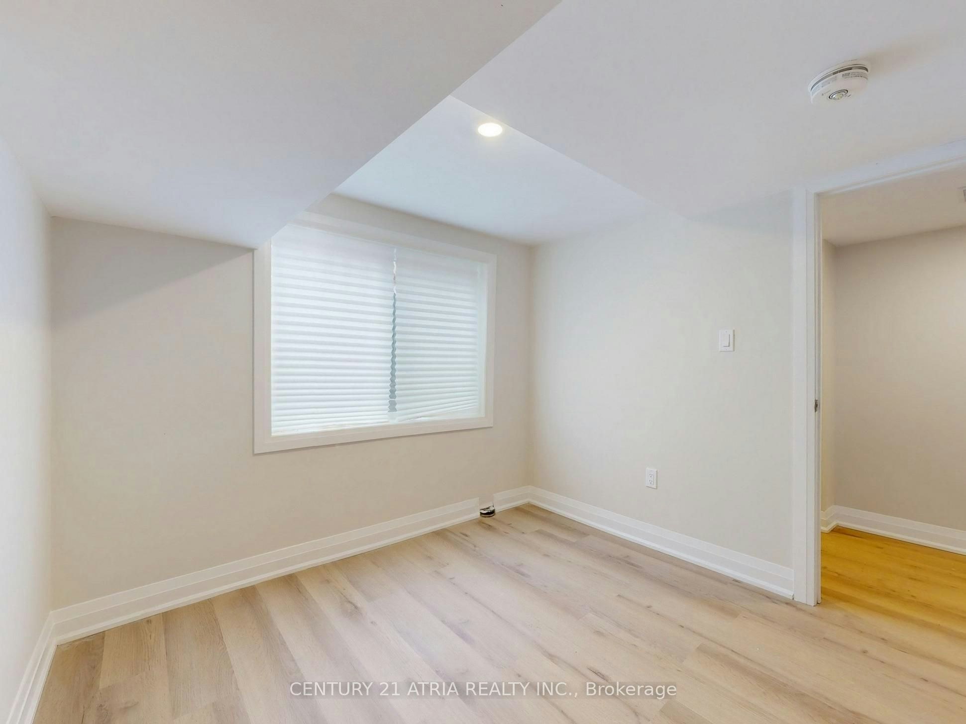 Lower-92 Lappin Avenue, Toronto, ON, M6H 1Y4 - 26