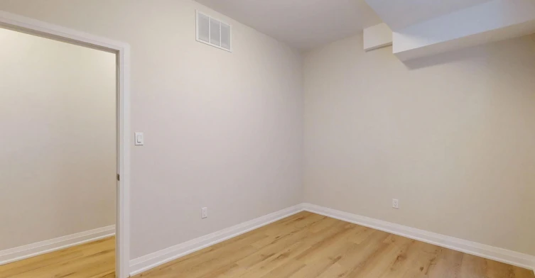 Lower-92 Lappin Avenue, Toronto, ON, M6H 1Y4 - 18