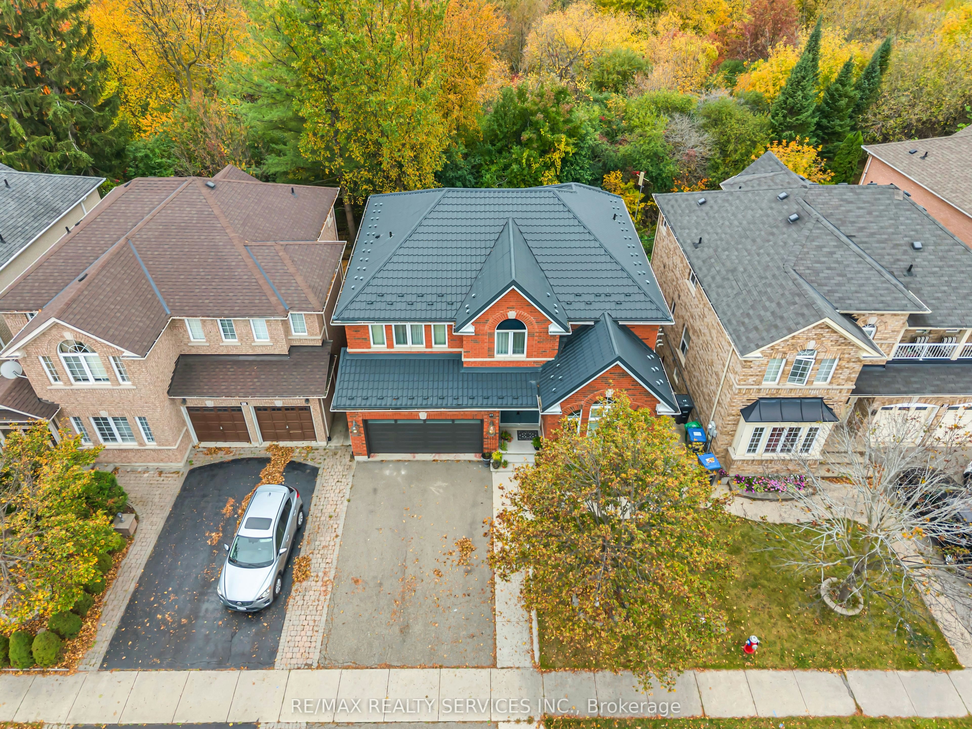 82 Dunvegan Crescent, Brampton, ON, L7A 3L4