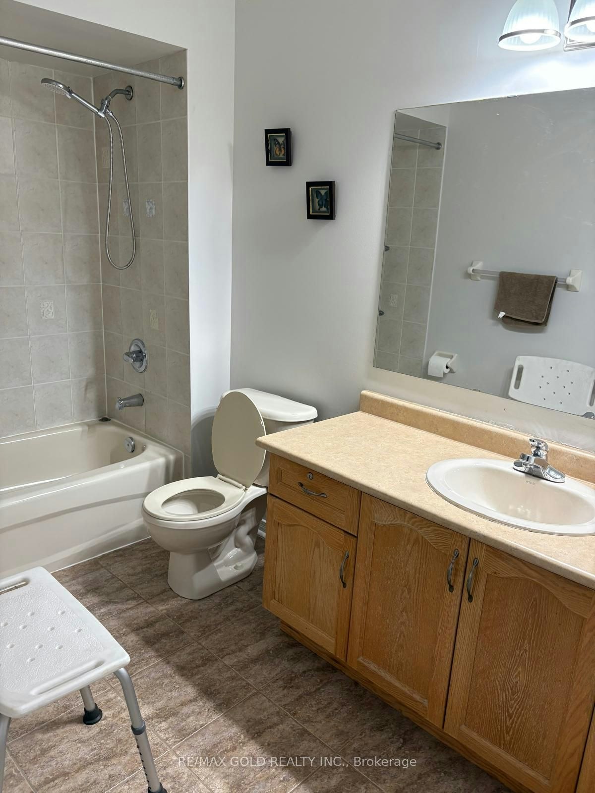 10 Irene Crescent, Brampton, ON, L7A 2V3 - 4