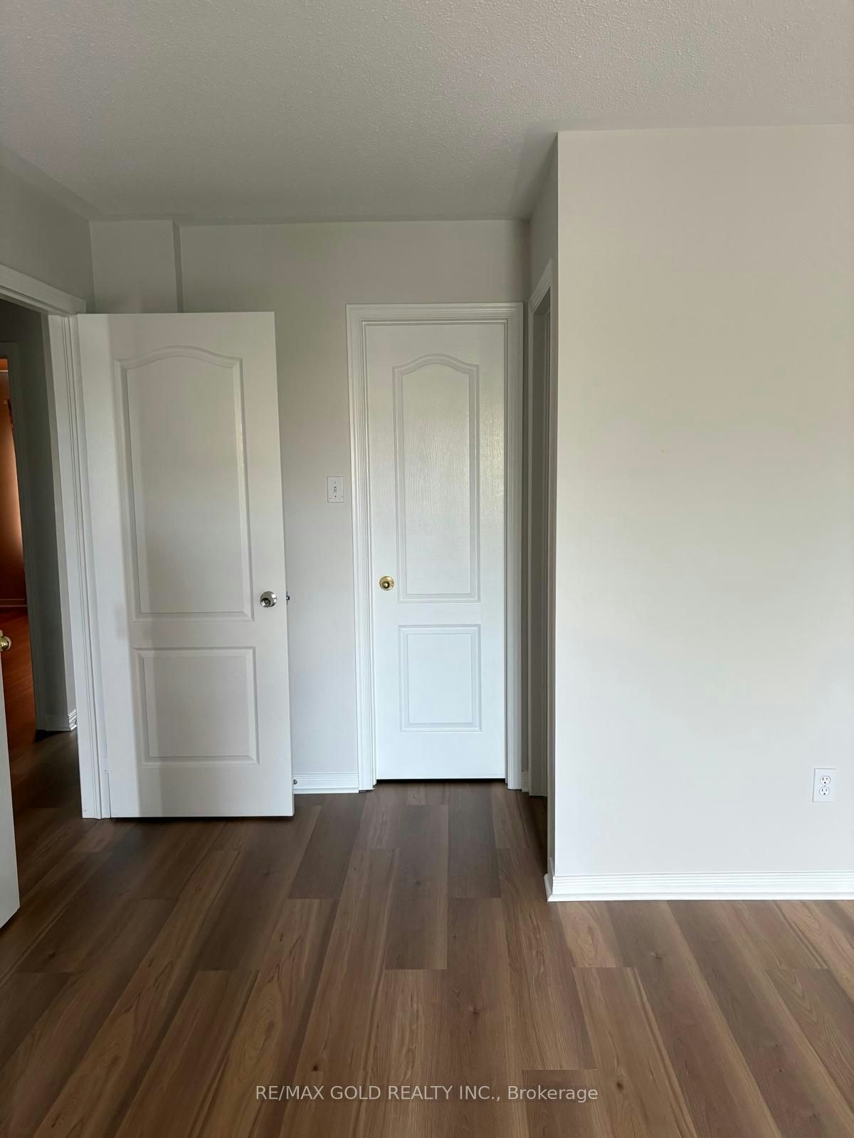 10 Irene Crescent, Brampton, ON, L7A 2V3 - 9