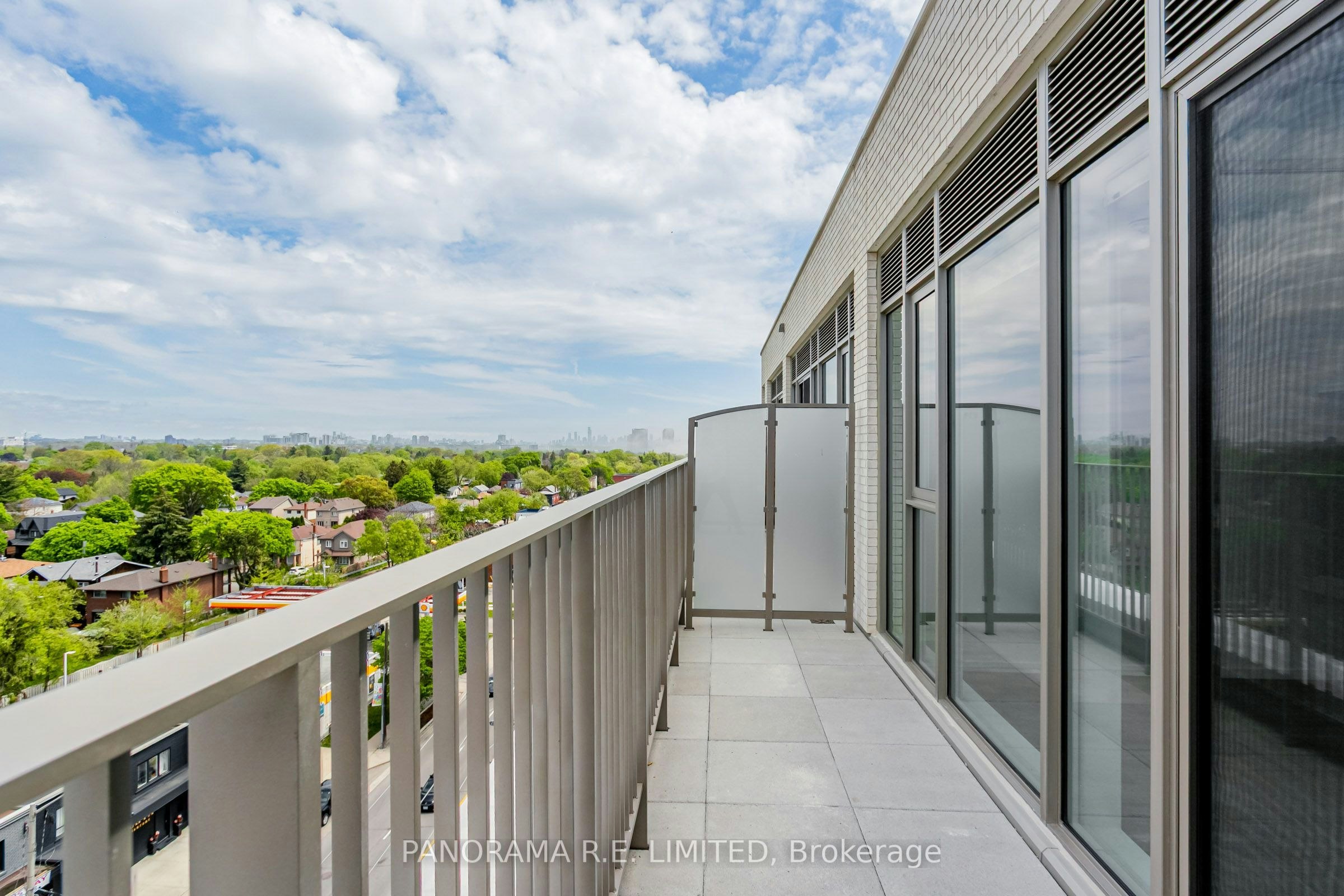 PH817-689 The Queensway N/A, Toronto, ON, M8Y 0C8 - 12