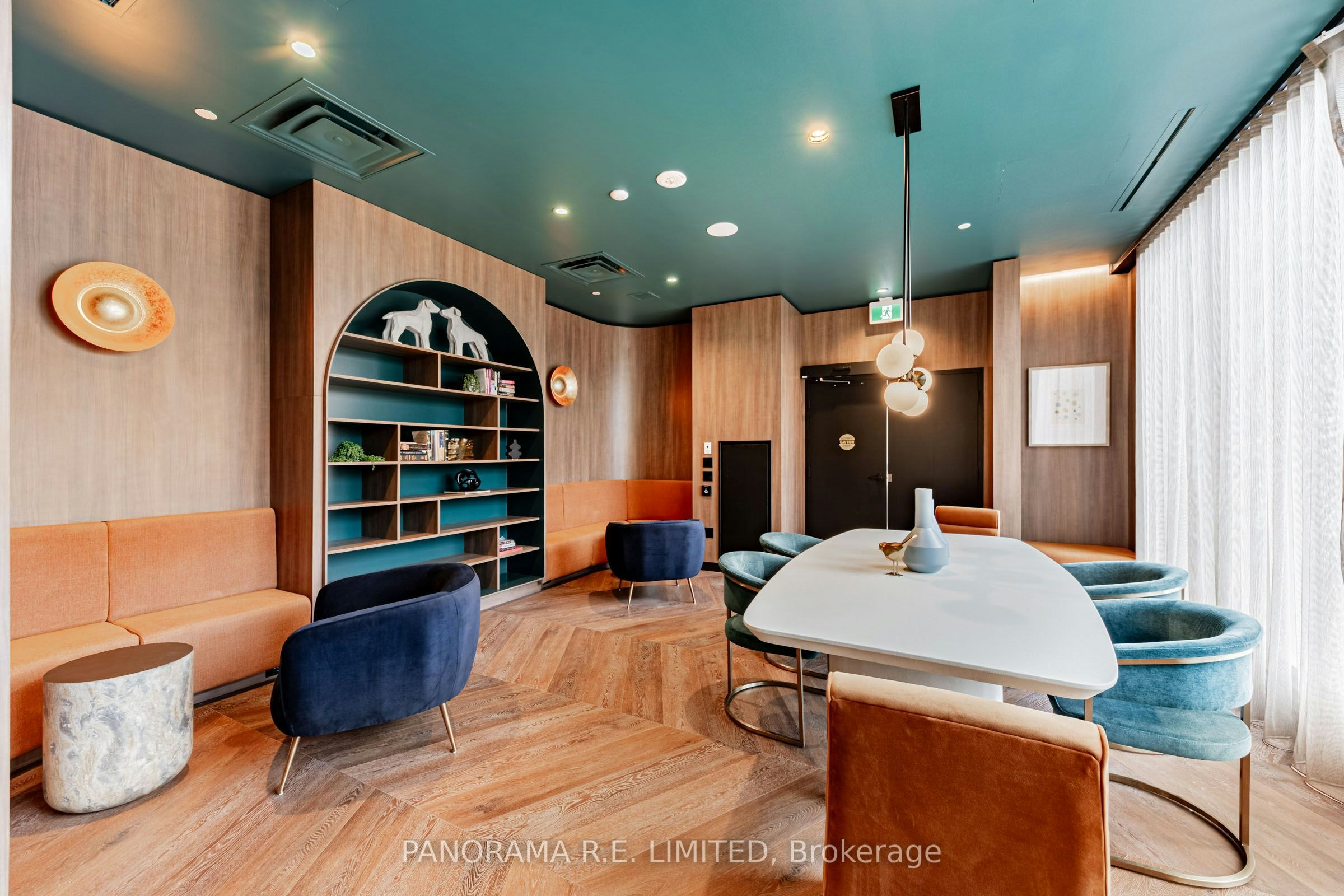 PH817-689 The Queensway N/A, Toronto, ON, M8Y 0C8 - 21