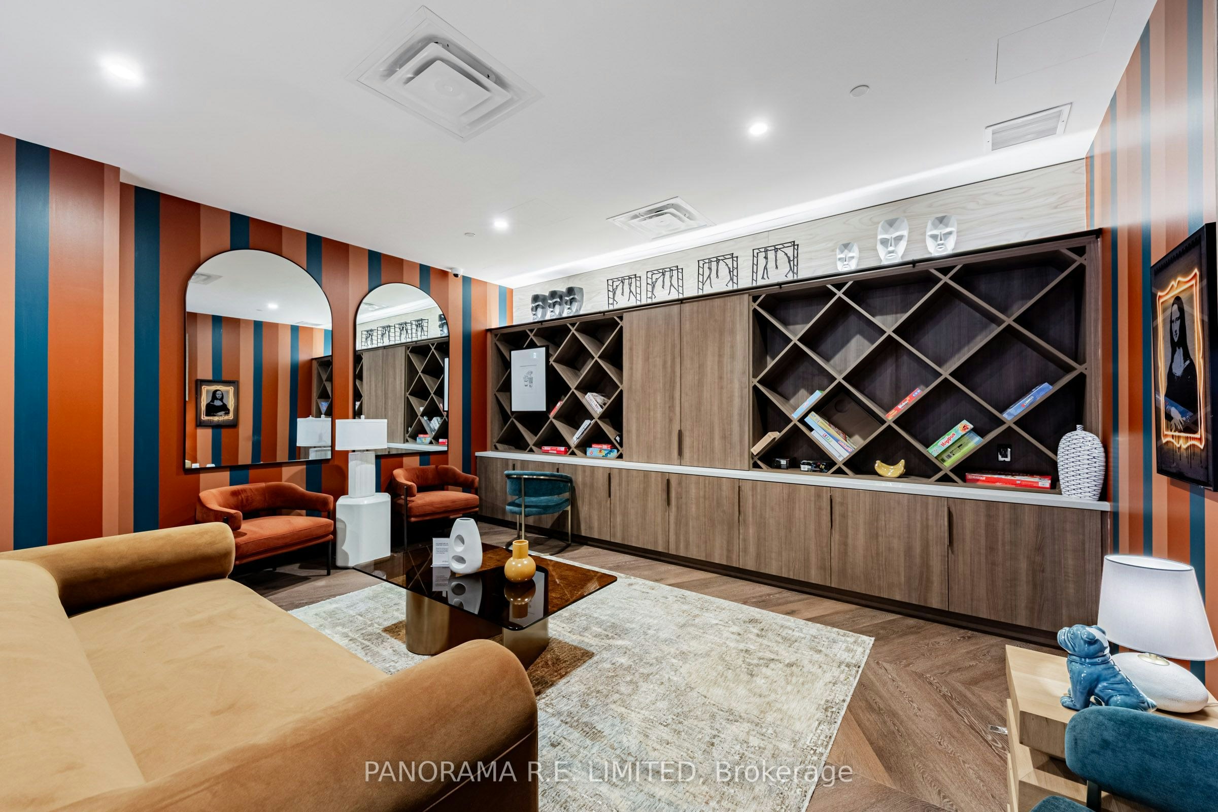 PH817-689 The Queensway N/A, Toronto, ON, M8Y 0C8 - 23