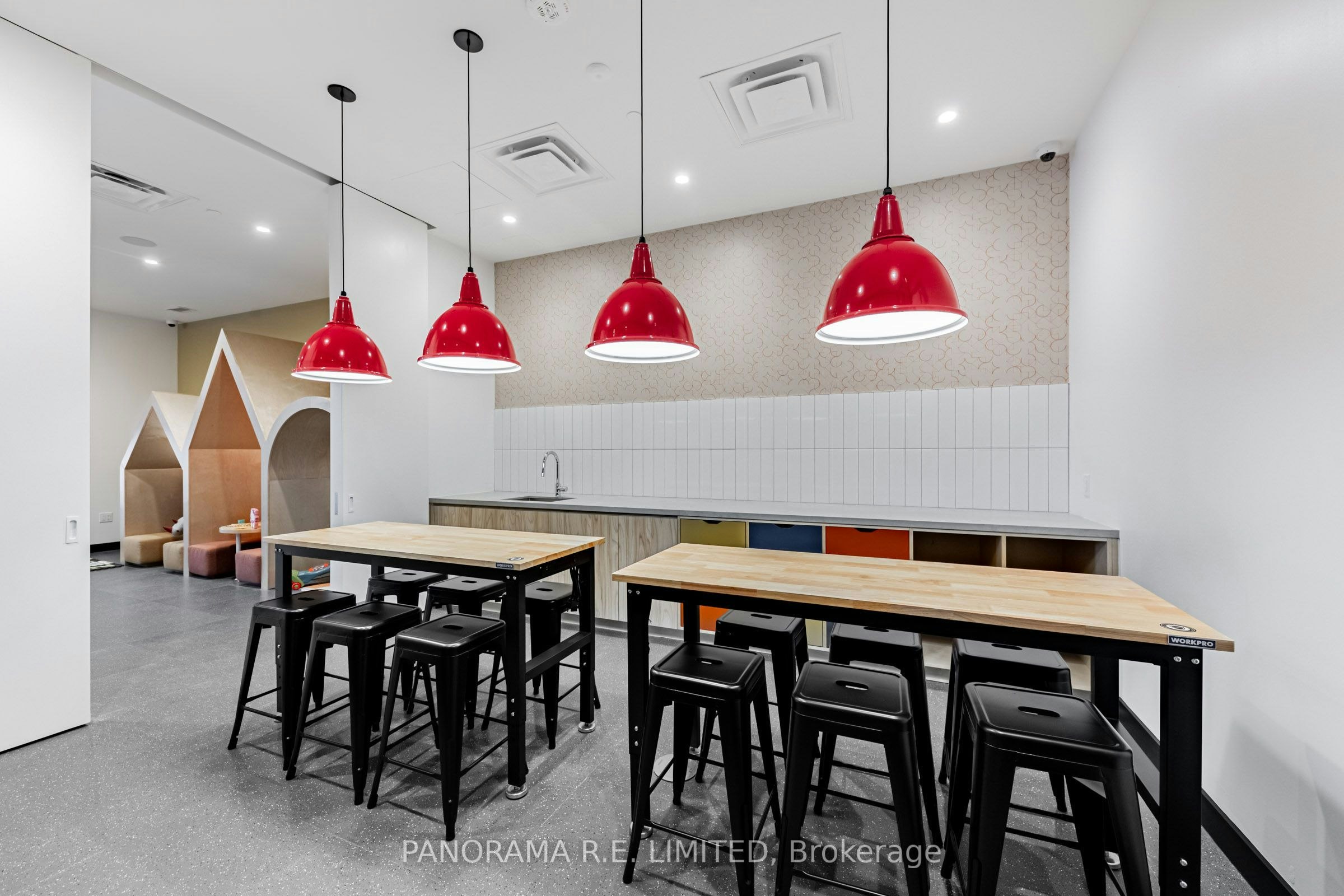 PH817-689 The Queensway N/A, Toronto, ON, M8Y 0C8 - 27