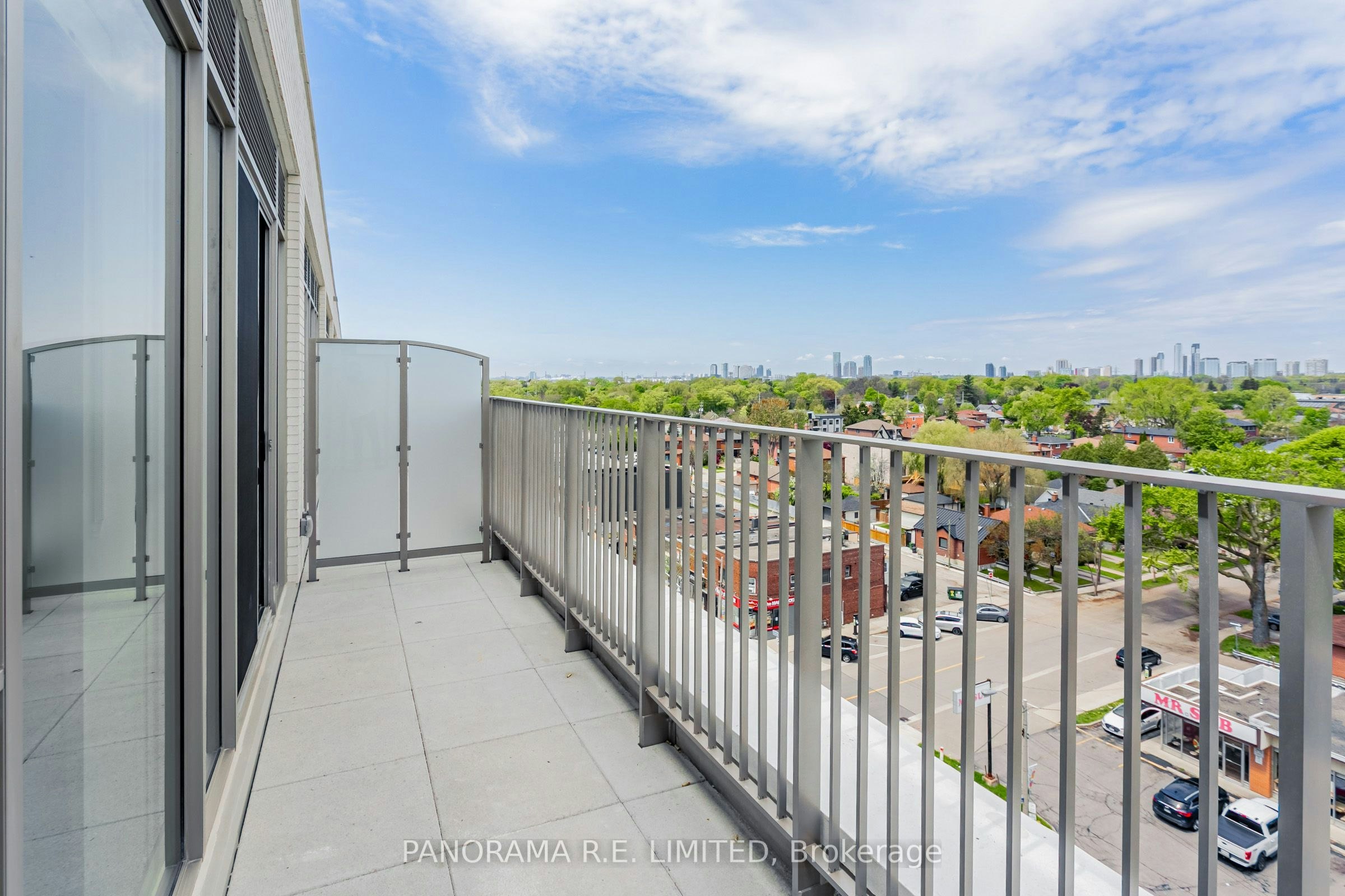 PH817-689 The Queensway N/A, Toronto, ON, M8Y 0C8 - 13