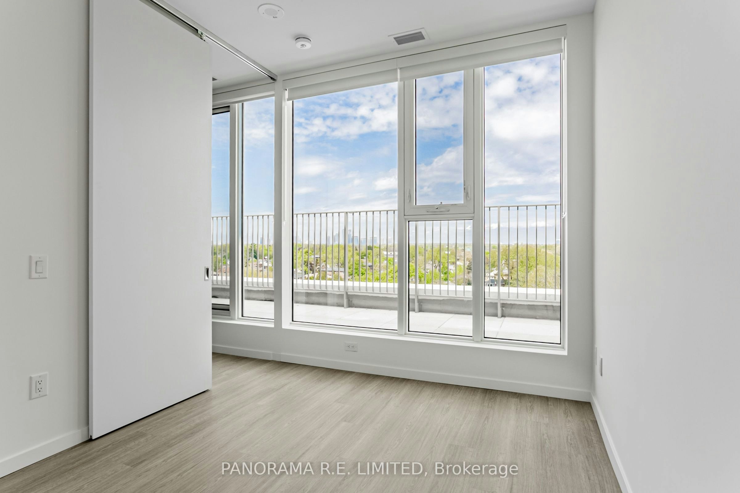 PH817-689 The Queensway N/A, Toronto, ON, M8Y 0C8 - 7
