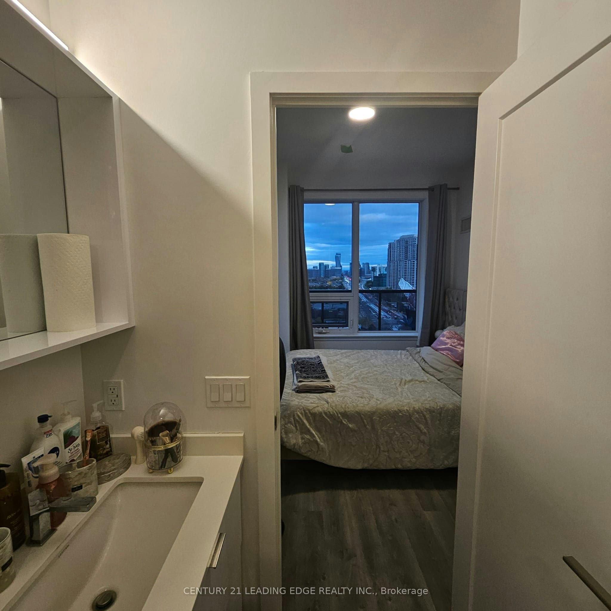1502-5105 Hurontario Street, Mississauga, ON, L4Z 0C9 - 16