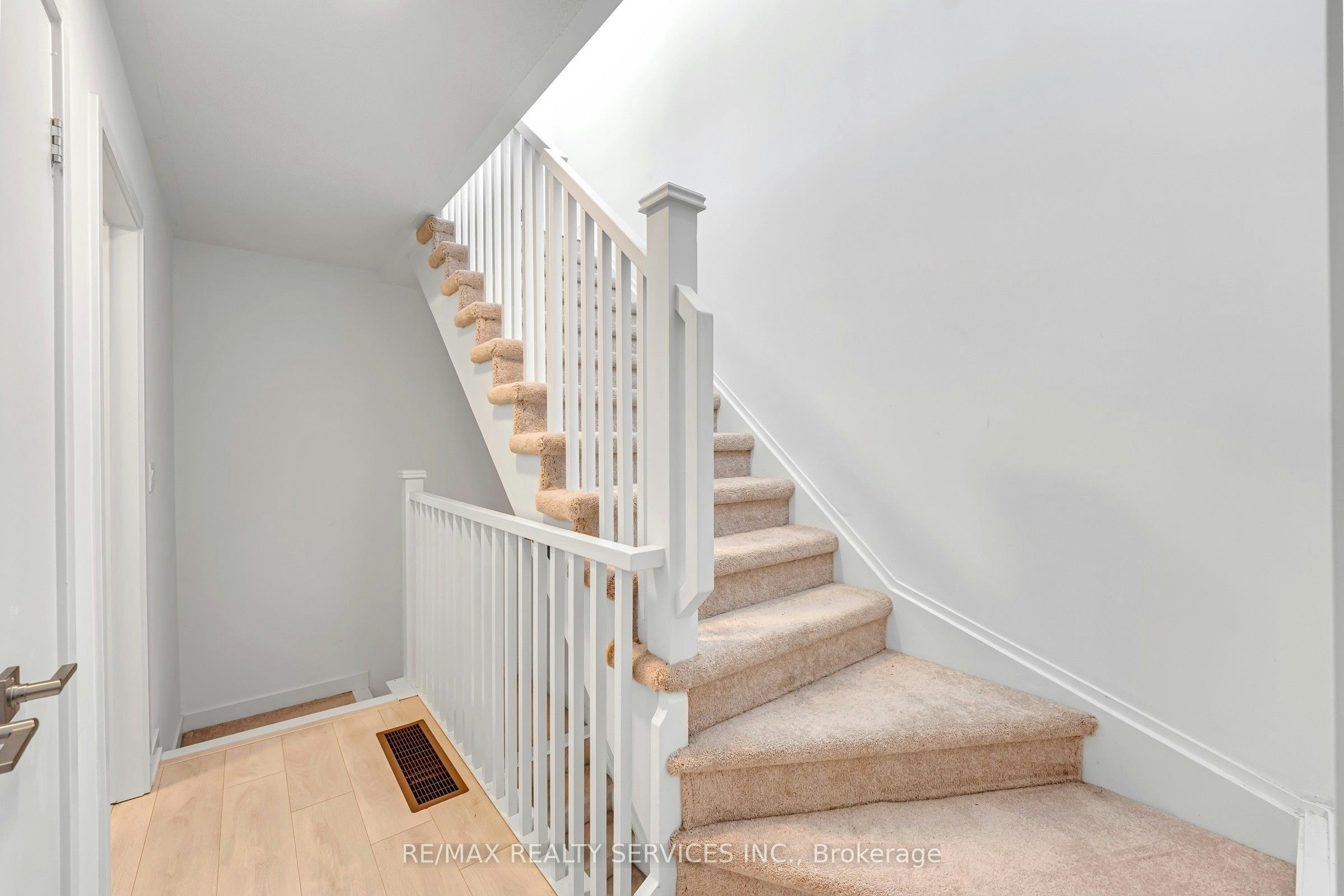 35-1121 Cooke Boulevard, Burlington, ON, L7T 0C3 - 32