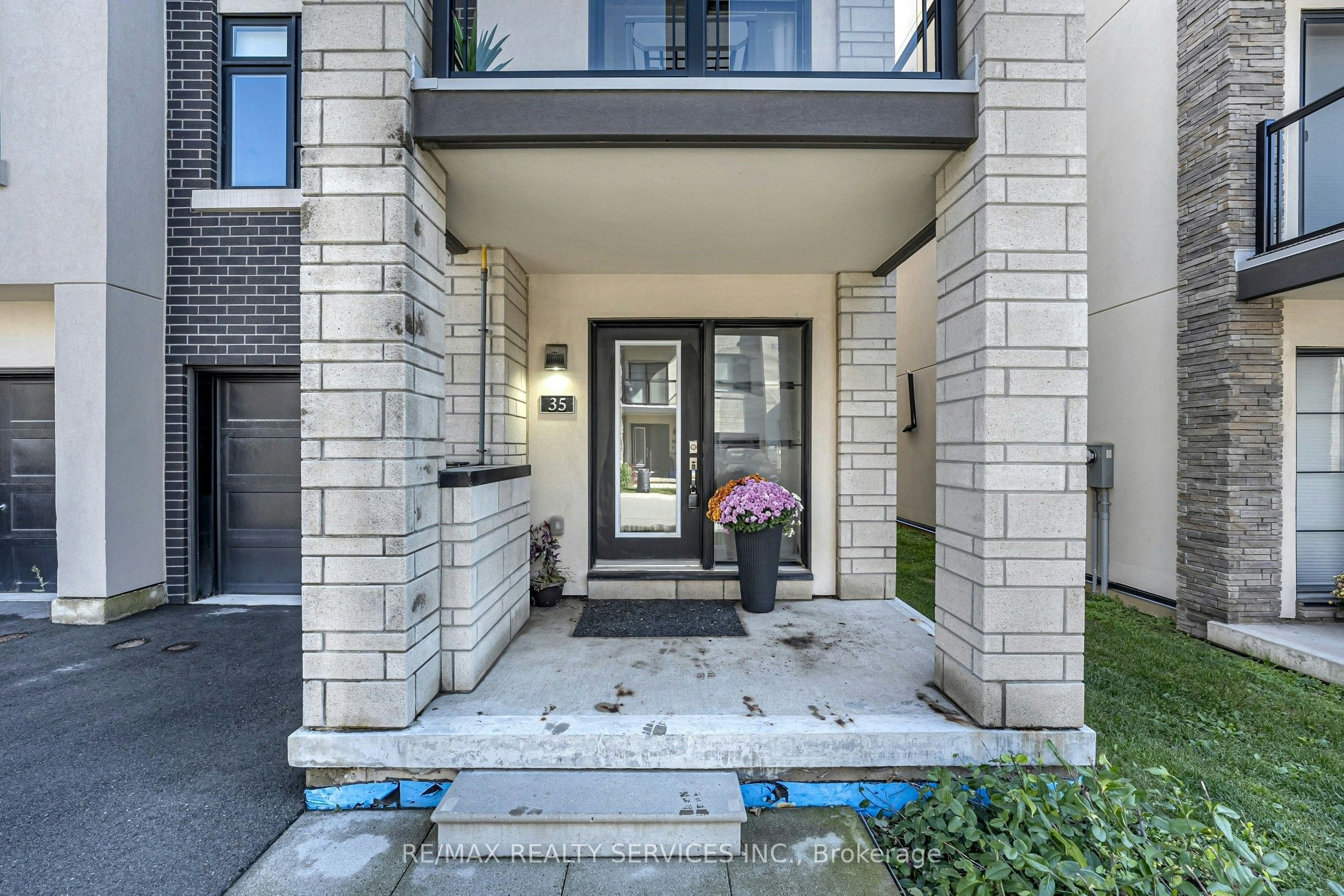 35-1121 Cooke Boulevard, Burlington, ON, L7T 0C3 - 4