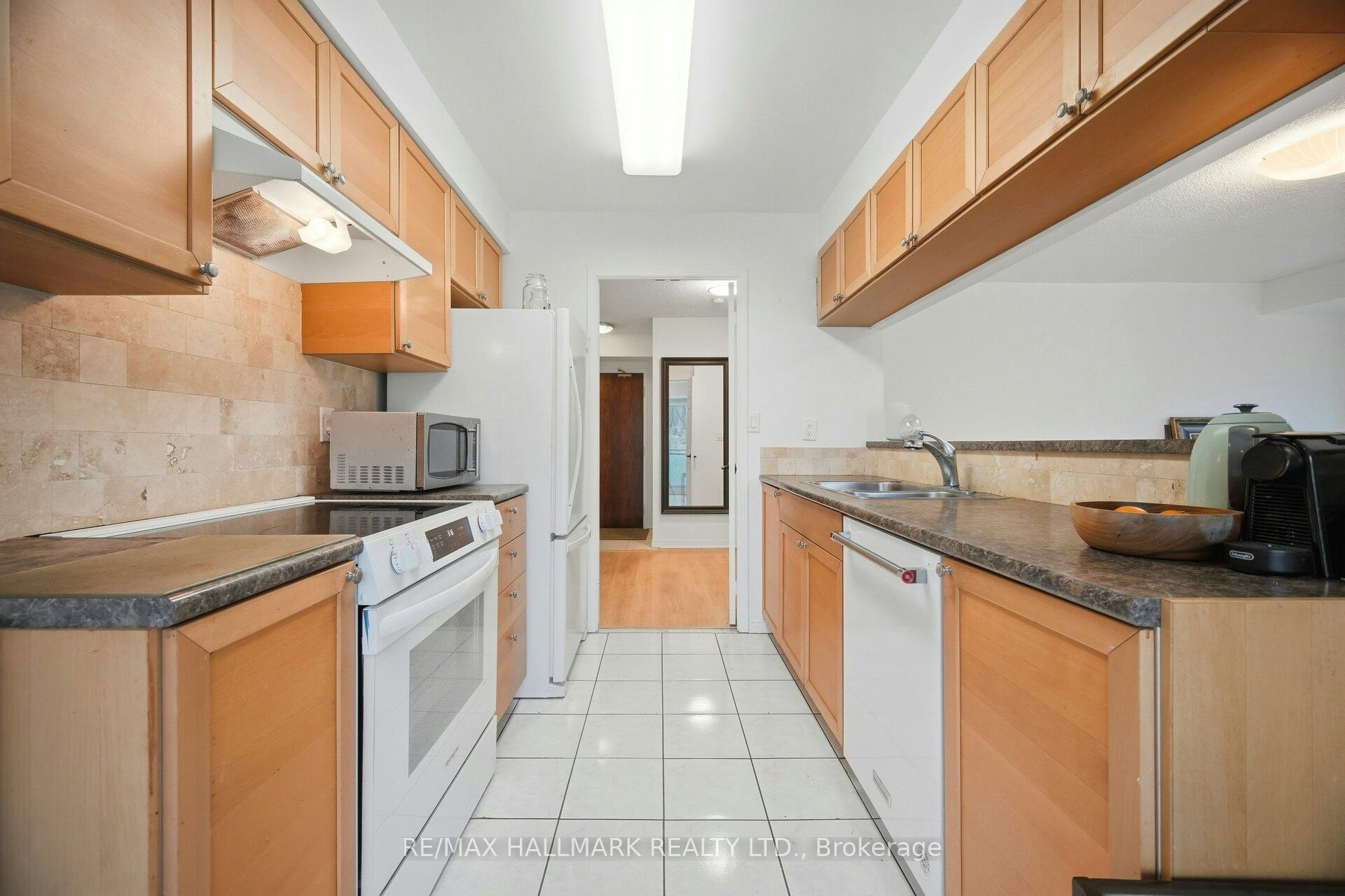209-190 Manitoba Street, Toronto, ON, M8Y 3Y8 - 22