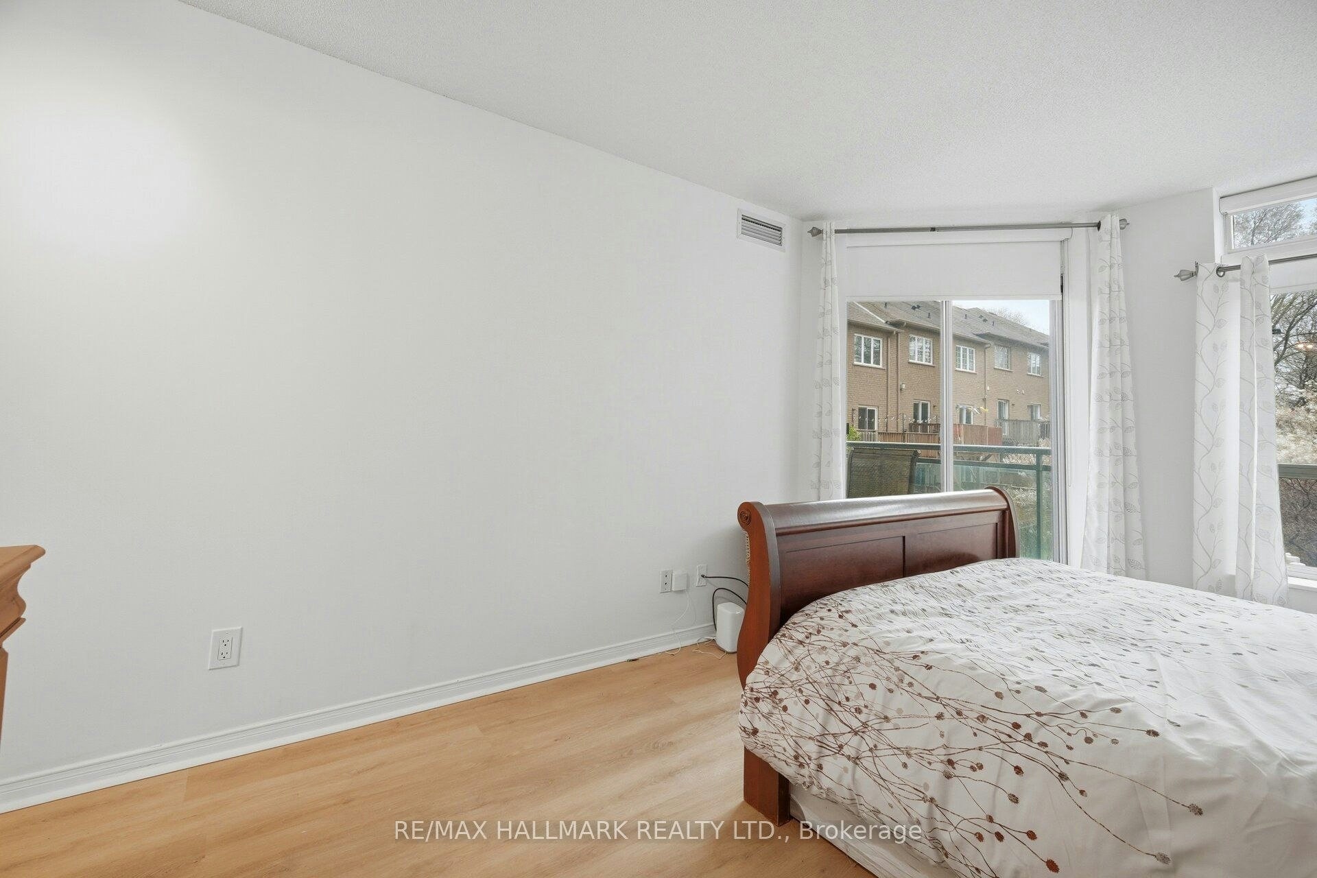 209-190 Manitoba Street, Toronto, ON, M8Y 3Y8 - 18