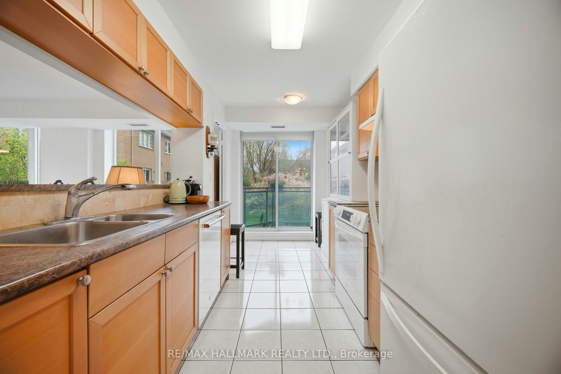 209-190 Manitoba Street, Toronto, ON, M8Y 3Y8 - 23