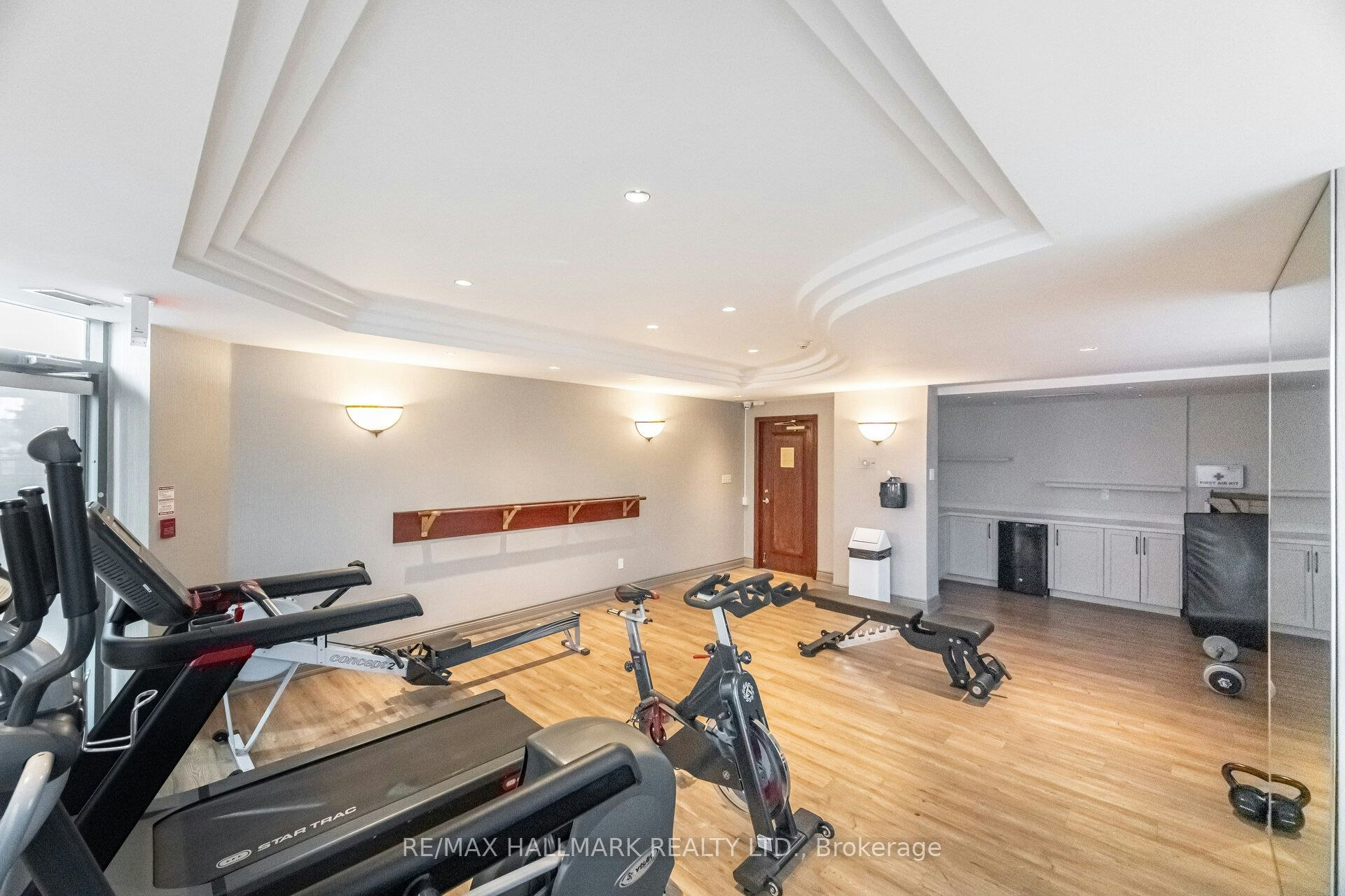 209-190 Manitoba Street, Toronto, ON, M8Y 3Y8 - 4