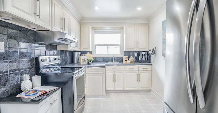 Upper Level-8 Mcculla Avenue, Brampton, ON, L6V 1L7 - 6